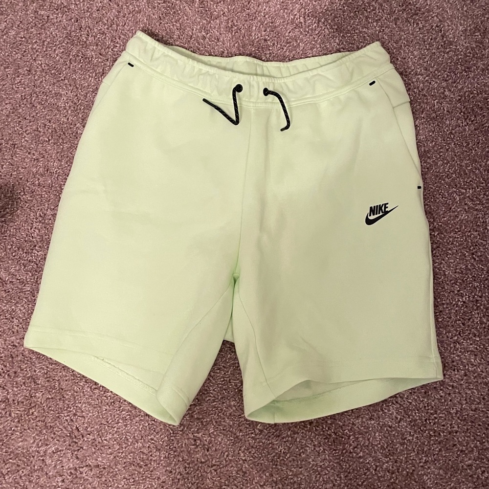 Nike Tech Fleece Shorts